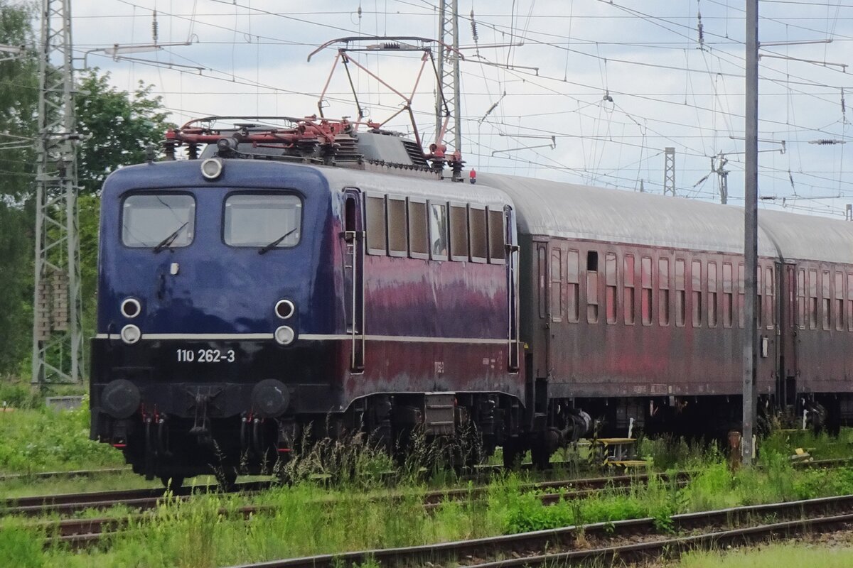 BayernBahn 110 262 stands with a historic train at Nördlingen on 26 May 2022 during the first edition of the Nördlinger Dampftage -a steam bonanza to be repeated! 