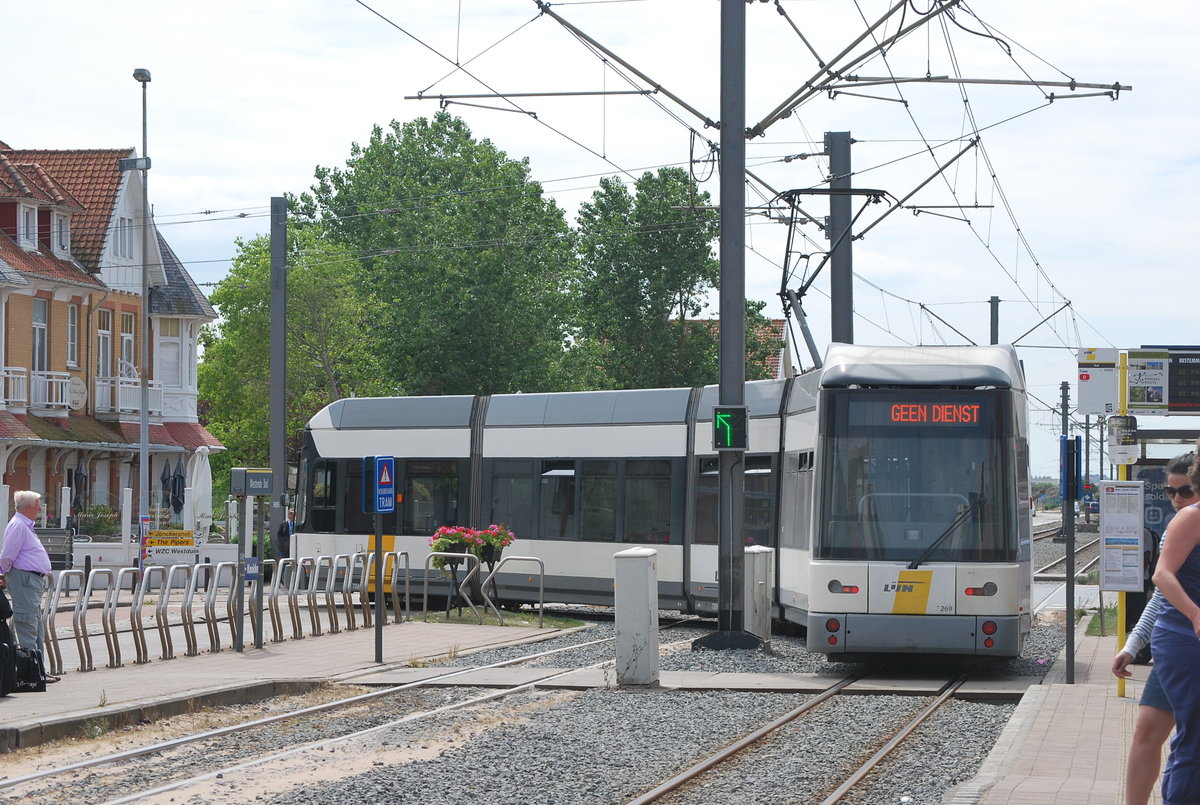 Belgian coastline tramway  kusttram  at the Westende U-turn in July 2015.