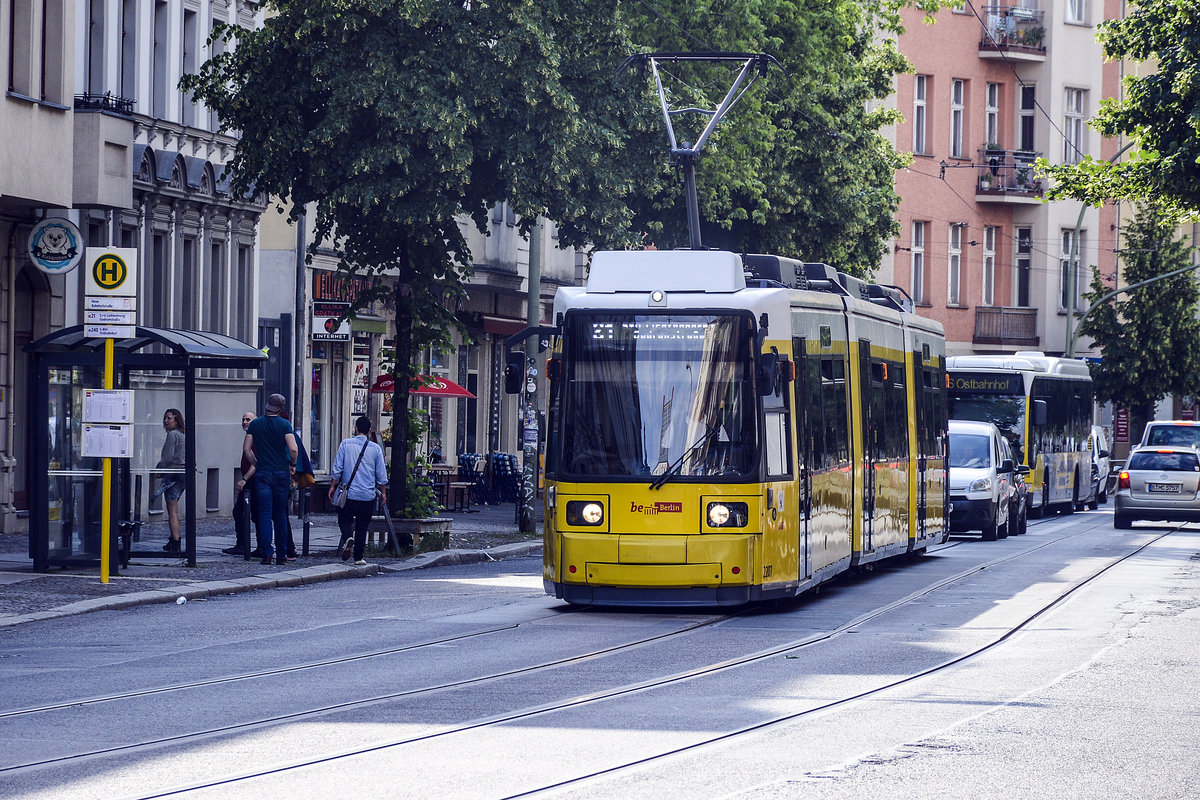 Berlin BVG - Tram M 21 (Flexity 2207) in Boxhagener Straße, Berlin-Friedrichshain. Date: 8 June 2019.