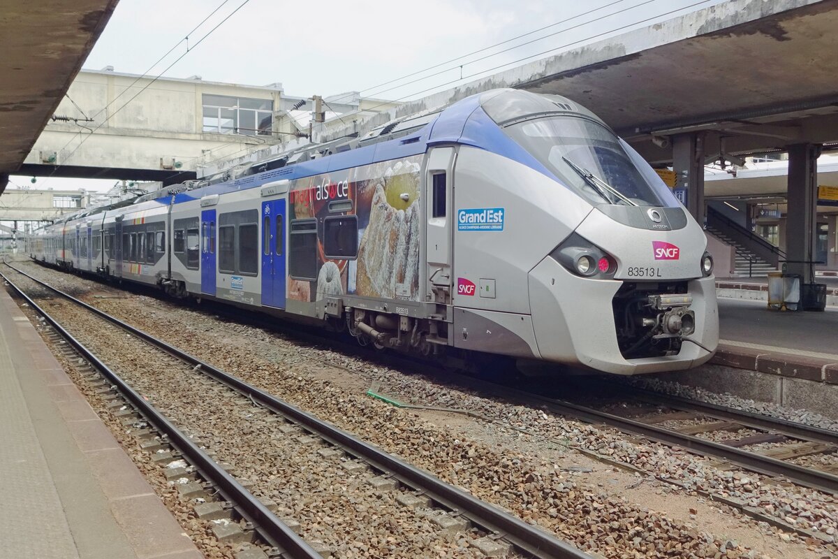 BiBi 83513 stands on 30 May 2019 in Mulhouse-Ville and advertises for the regional attractions.