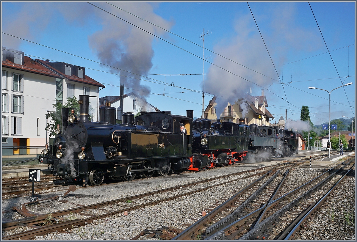 Blonay Chamby Mega Steam Festival: SBB G 3/4, SEG G2x 2/2 105, CP E164 and a HG 3/4 in Blonay.
11.05.2018