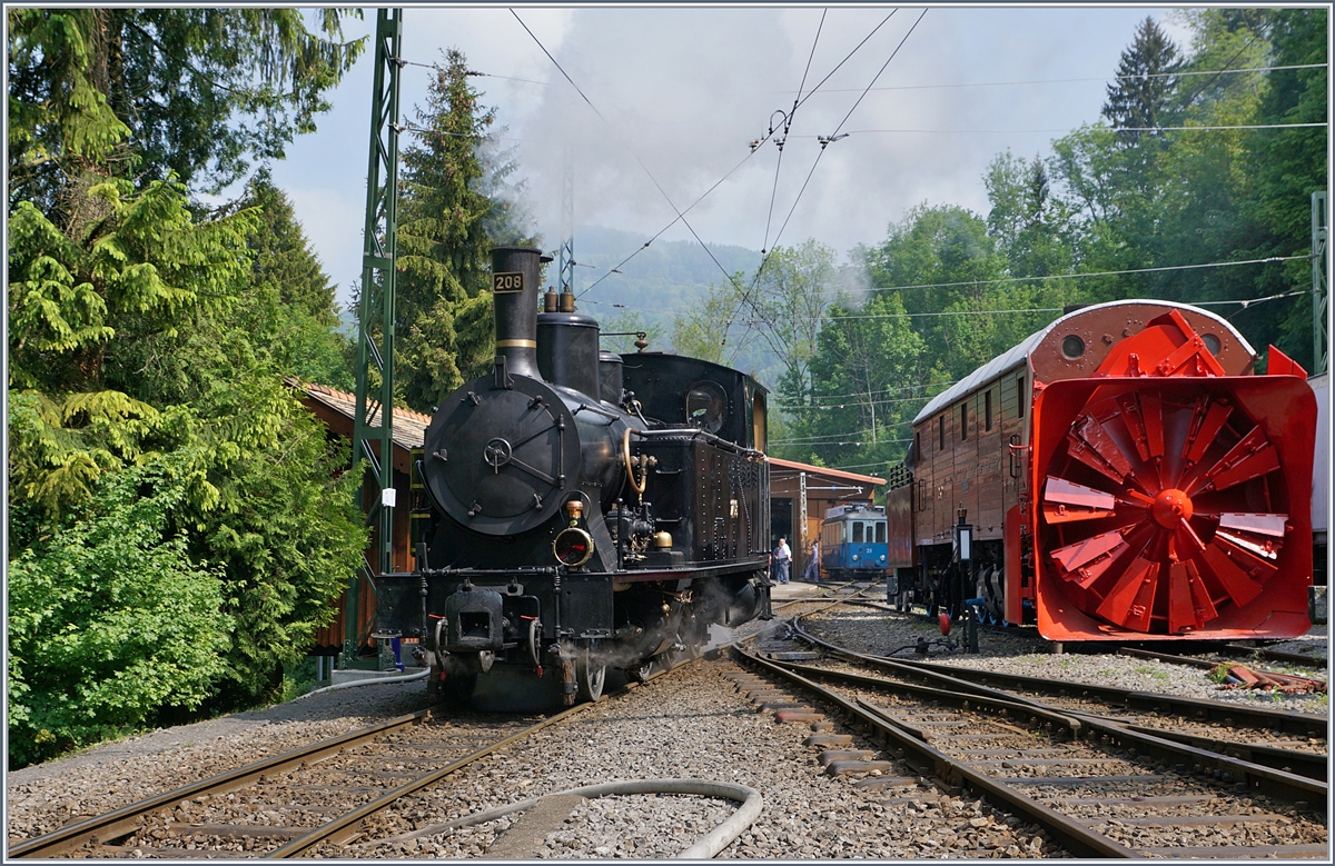 Blonay Chamby Mega Steam Festival: The SBB G 3/4 208 (Ballenberg Dampfbahn) in Chaulin by the Blonay Chamby Railway. 19.05.2018