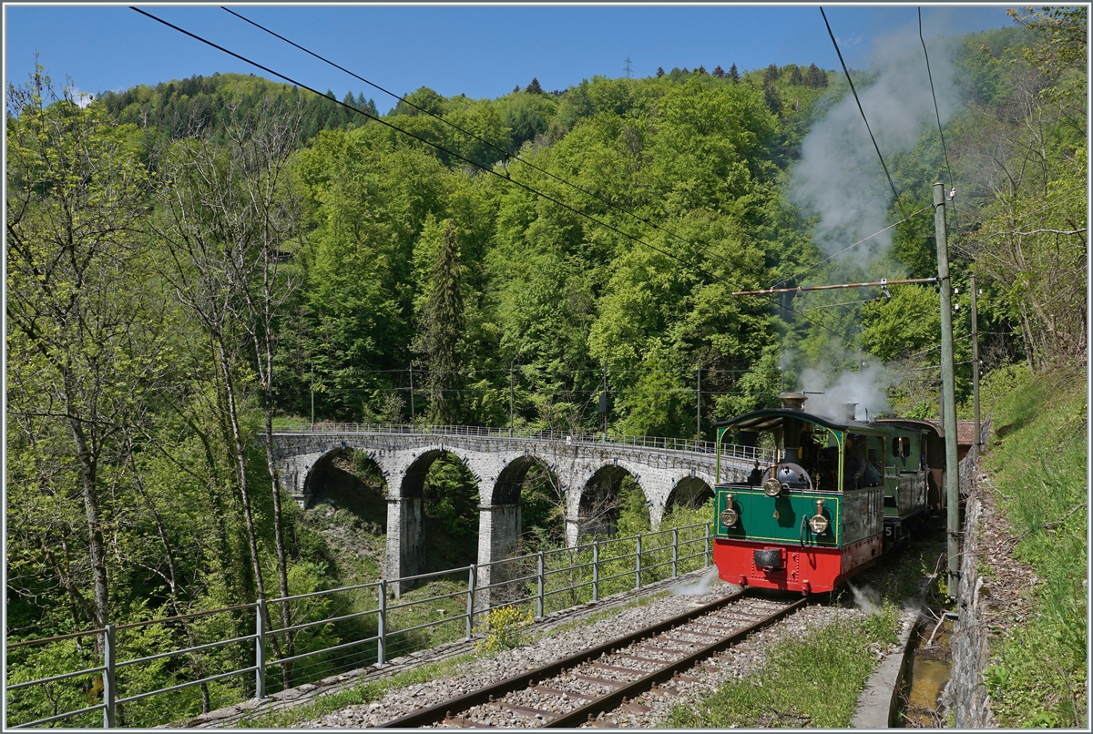 Blonay Chamby Nostalgie & Steam 2021: The Blonay-Chamby 2/2 N° 4  Rimini  and the G 3/3 N° 5  (ex LEB) by Vers-Chez-Robert. 

23.05.2021