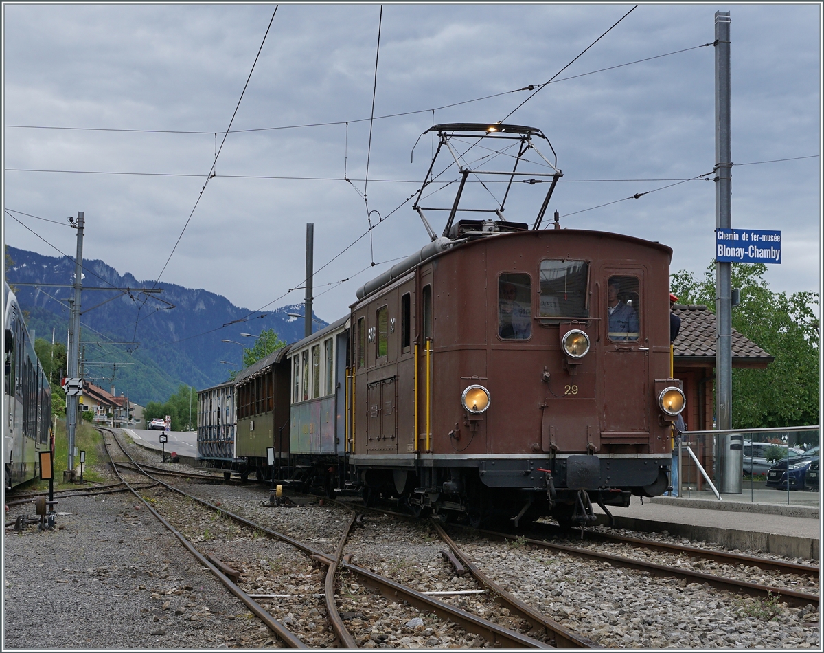 Blonay Chamby: Nostalgie & Steam 2021: The Blonay-Chamby BOB HGe 3/3 29 in Blonay. 

24.05.2021