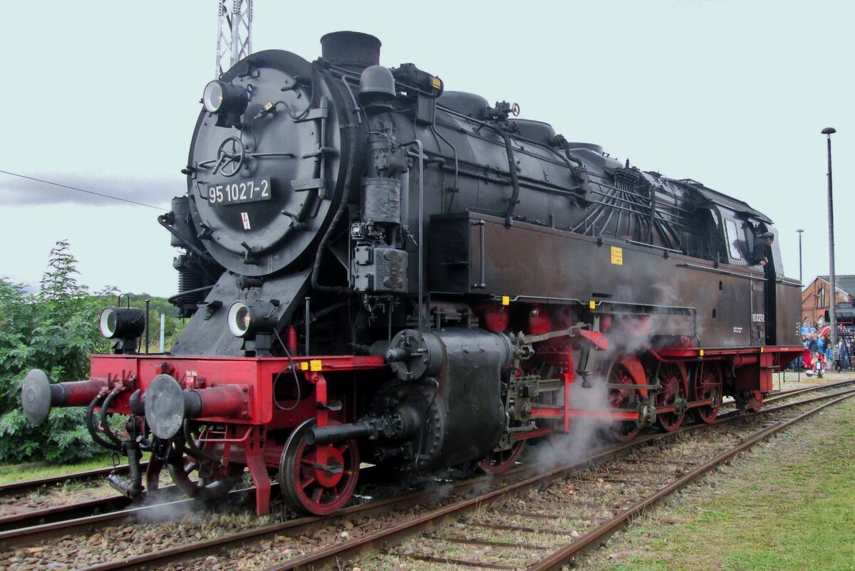 Bulle 95 1027 offers cab rides in the Bw Arnstadt on 19 September 2015.