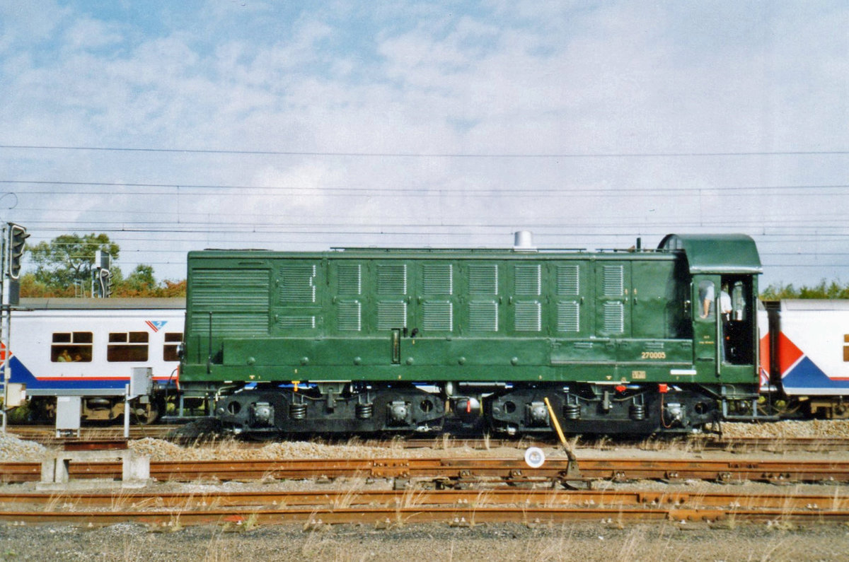 Cab rides on ex-NMBS 7006, now PFT-TSP 270005, in Saint-Ghislain on 12 September 2004.
