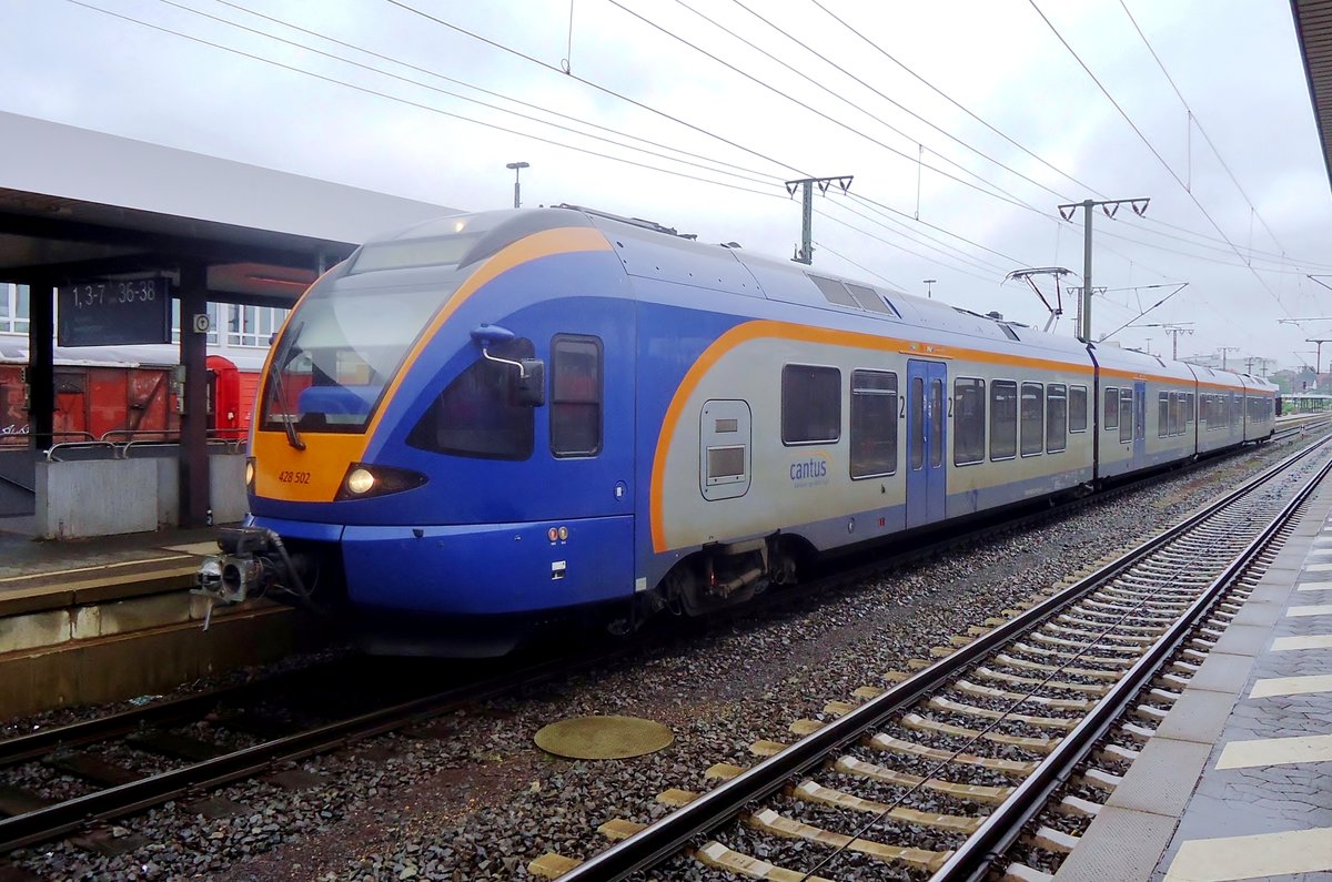 Cantus 428 502 catches some rain in Fulda on 1 June 2013.