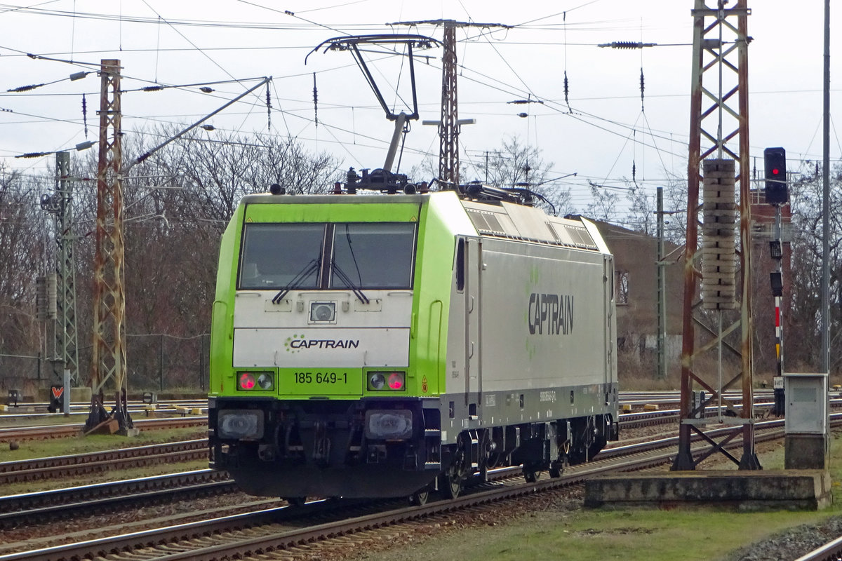 CapTrain 185 649 runs light through Frankfurt (Oder) on 25 February 2020.