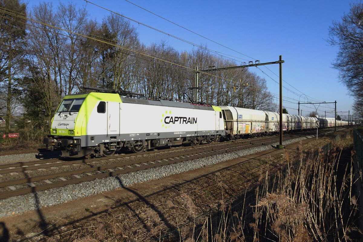 CapTrain 186 158 hauls a GATX coal train near Blerick on 5 March 2022.