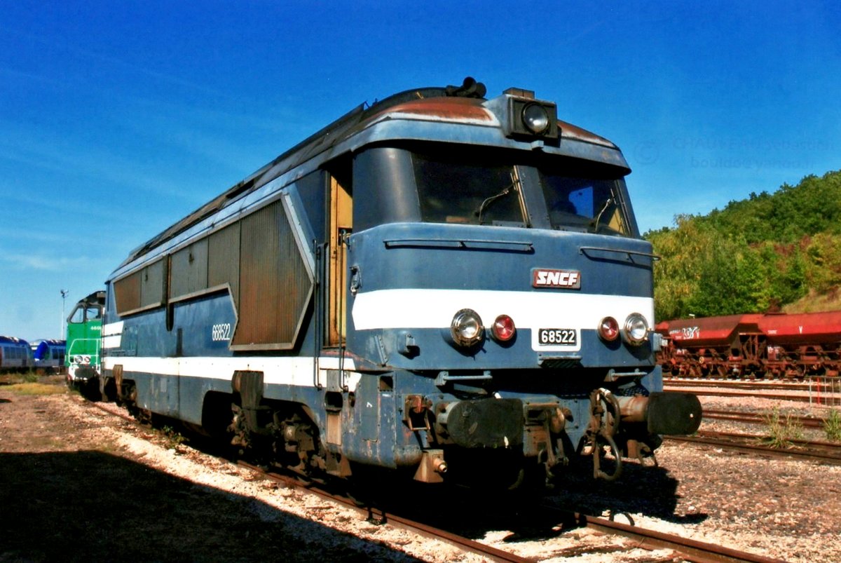 CC 68522 takes a sun bath at Longueville on 19 September 2010.