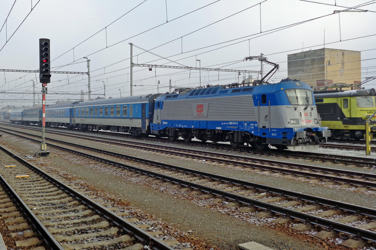 CD 380 017 with a fast train stands stabled at Breclav on 1 January 2017.