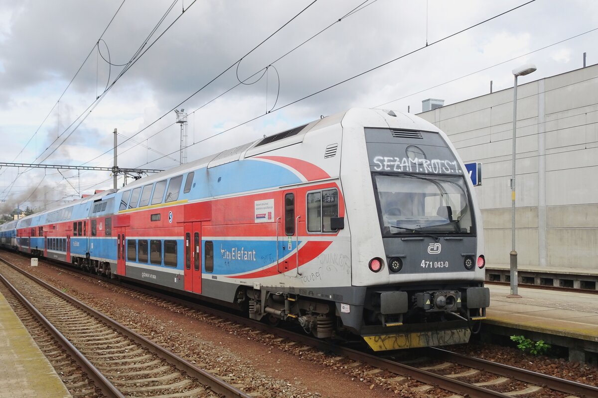 CD 471 043 quits Benesov u Prahy on 10 September 2022.