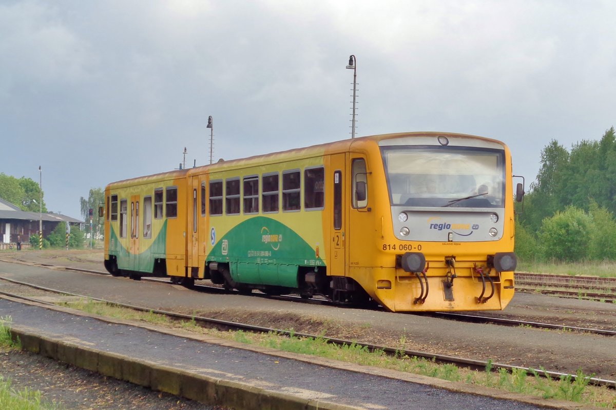 CD 814 060 calls at Rakovnik on 14 May 2015.