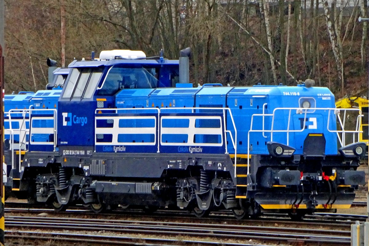 CD Cargo's newby: 744 110 stands in Havlickuv Brod on 23 February 2020.