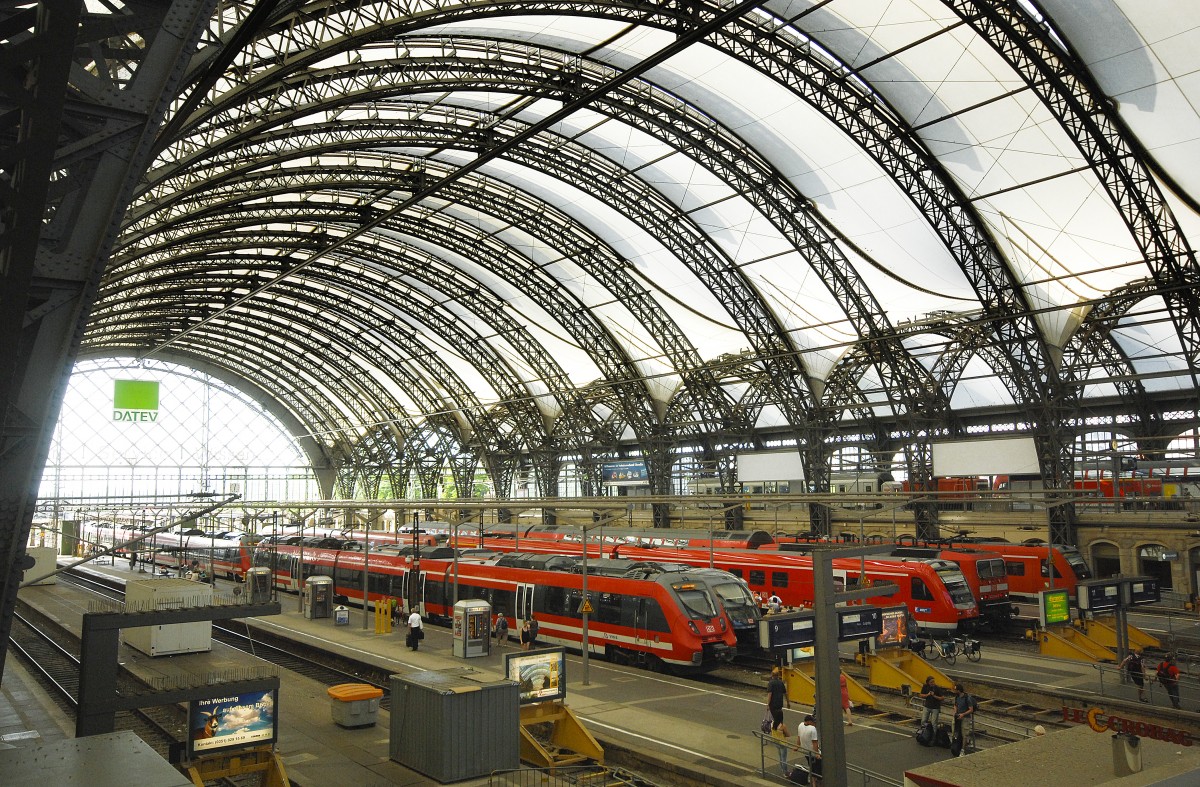 Central Station in Dresden.

Date: 6. June 2014.