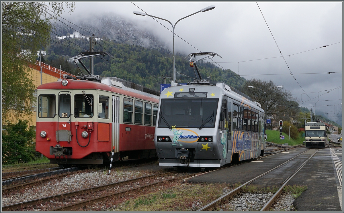 CEV BDeh 2/4 74 and Beh 2/4 72 in Blonay. 
01.05.2016