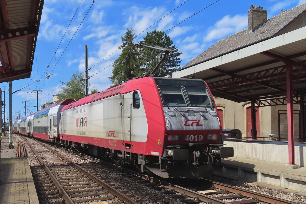 CFL 4019 quits Petange with an RB to Rodange on 20 August 2023.