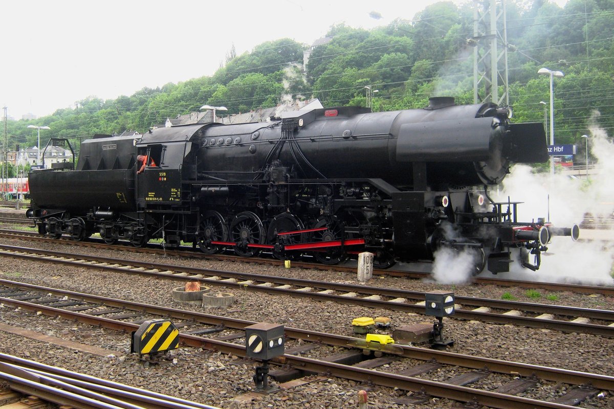 CFL 5519 lets of steam at Koblenz Hbf on 2 June 2012.