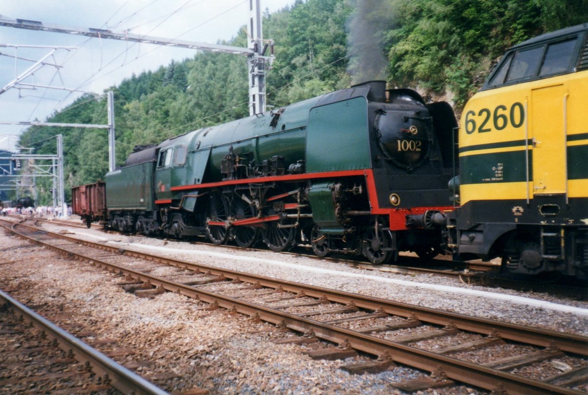 CFV3V 1.002 stands in Trois-Ponts on 13 July 1999.