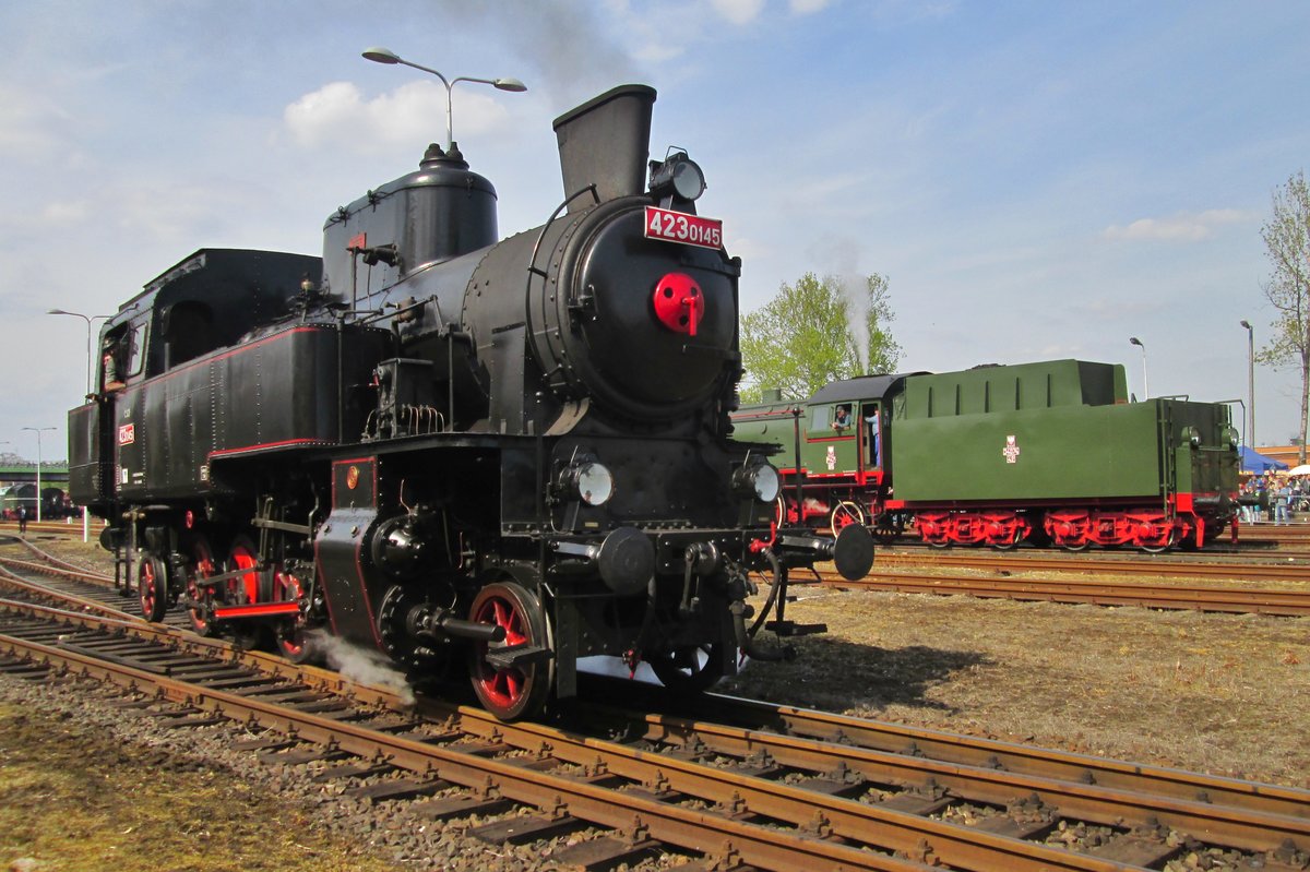 Czech 423 0145 was guest at the annual steam loco parade at Wolsztyn on 30 April 2016.