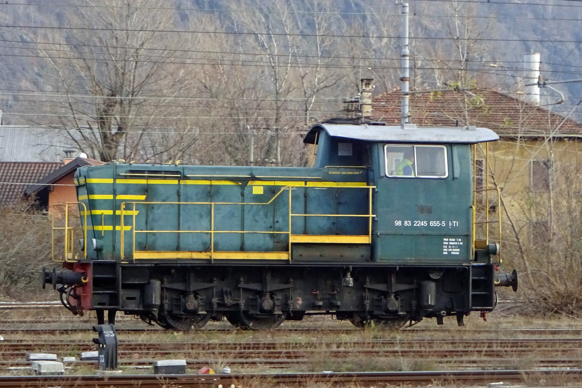 D 245 6055/2245 655 runs round at Domodossola on 31 December 2019.