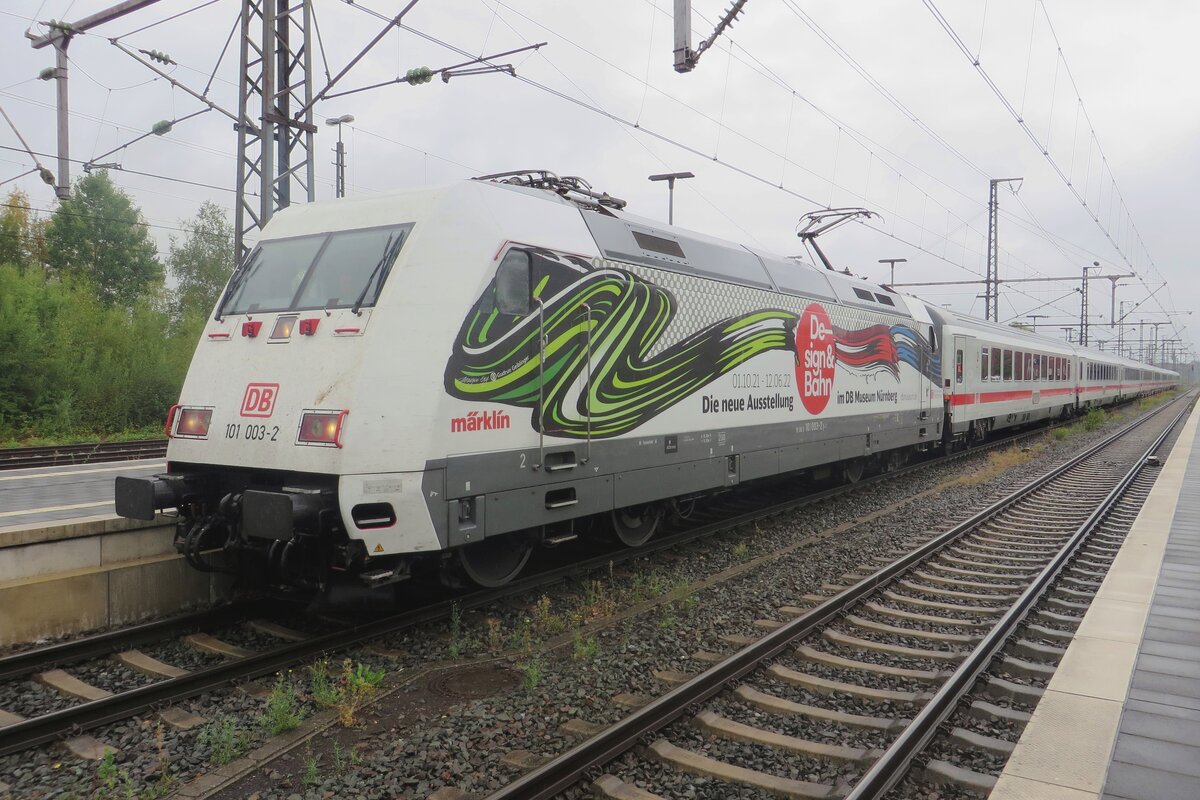 DB 101 003 calls at Bad bentheim with an IC-Berlijn on 8 September 2022. Here, she will be swapped for a Dutch Class 1700 -yet, because from 2025 new Talgo build trains are planned to take over this classic service.