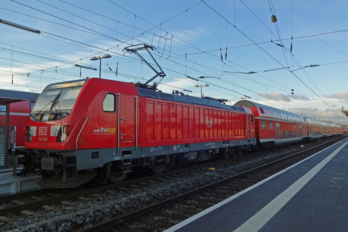 DB 147 003 stands in Heilbronn on the evening of 20 February 2020.