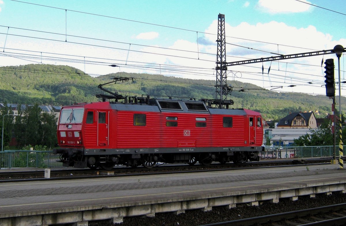 DB 180 008 stands at decin hl.n. on 12 May 2012.
