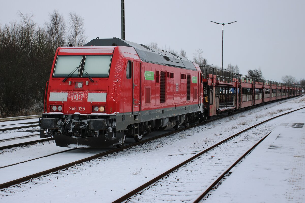 DB 245 025 stands at Nieb�ll on 16 february 2026 and waits to get her car carrying train loaded with cars and vans before departure -the only way to reach the island of Sylt on land is by train, taking the 1934 Hindenburg causeway to the island.