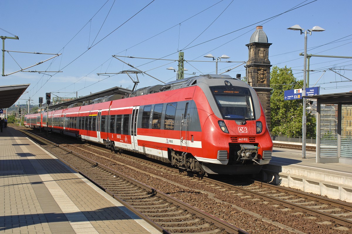 DBAG 442 812 in Dresden-Mitte.

Date: 7. June 2014.