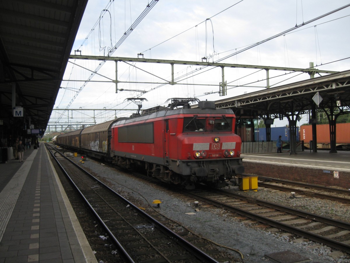 DBS 1614  Schiedam  comes through Roosendaal, 25/08/2014.