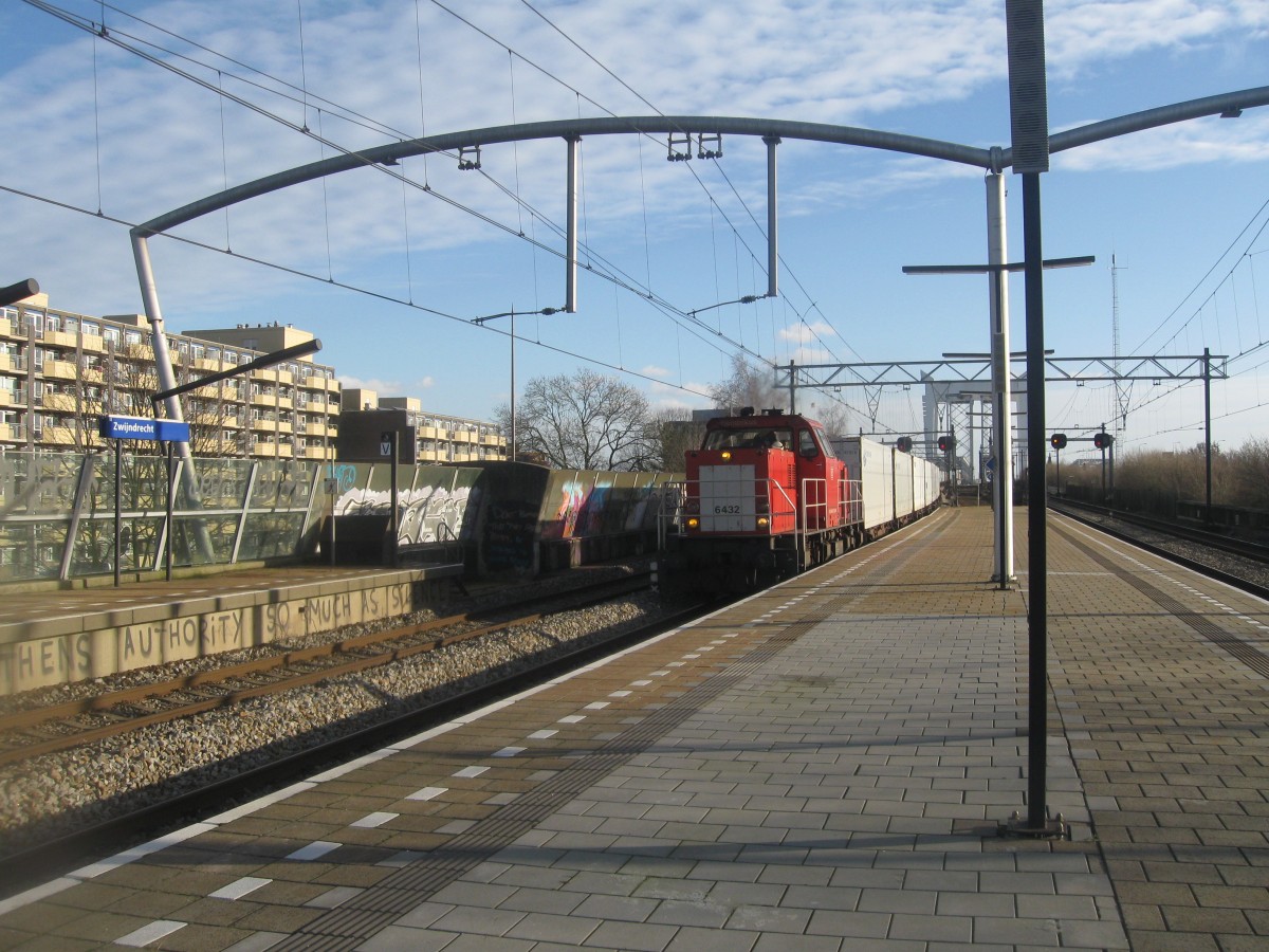 DBS 6432  Hendrikus at Zwijndrecht, 02/01/2015.