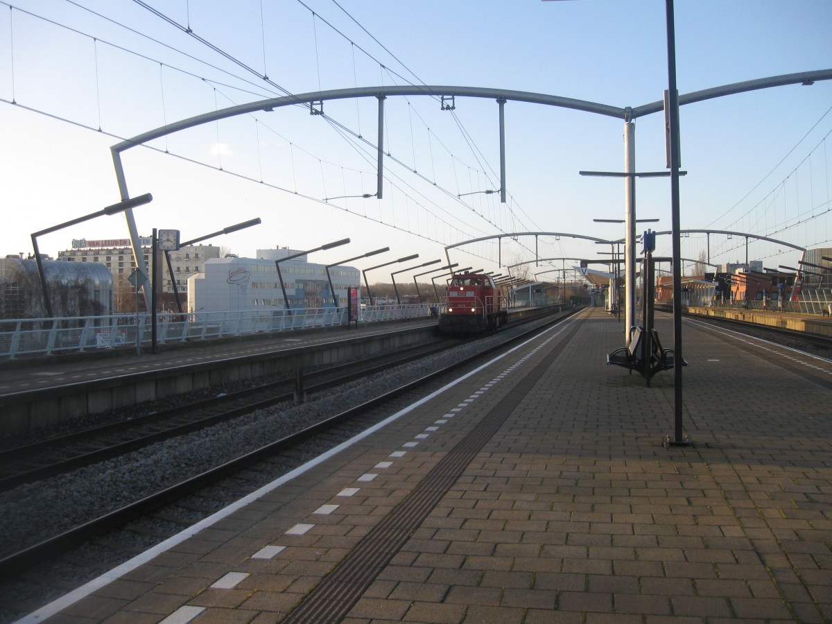 DBS 6518 at Zwijndrecht, 02/01/2015.