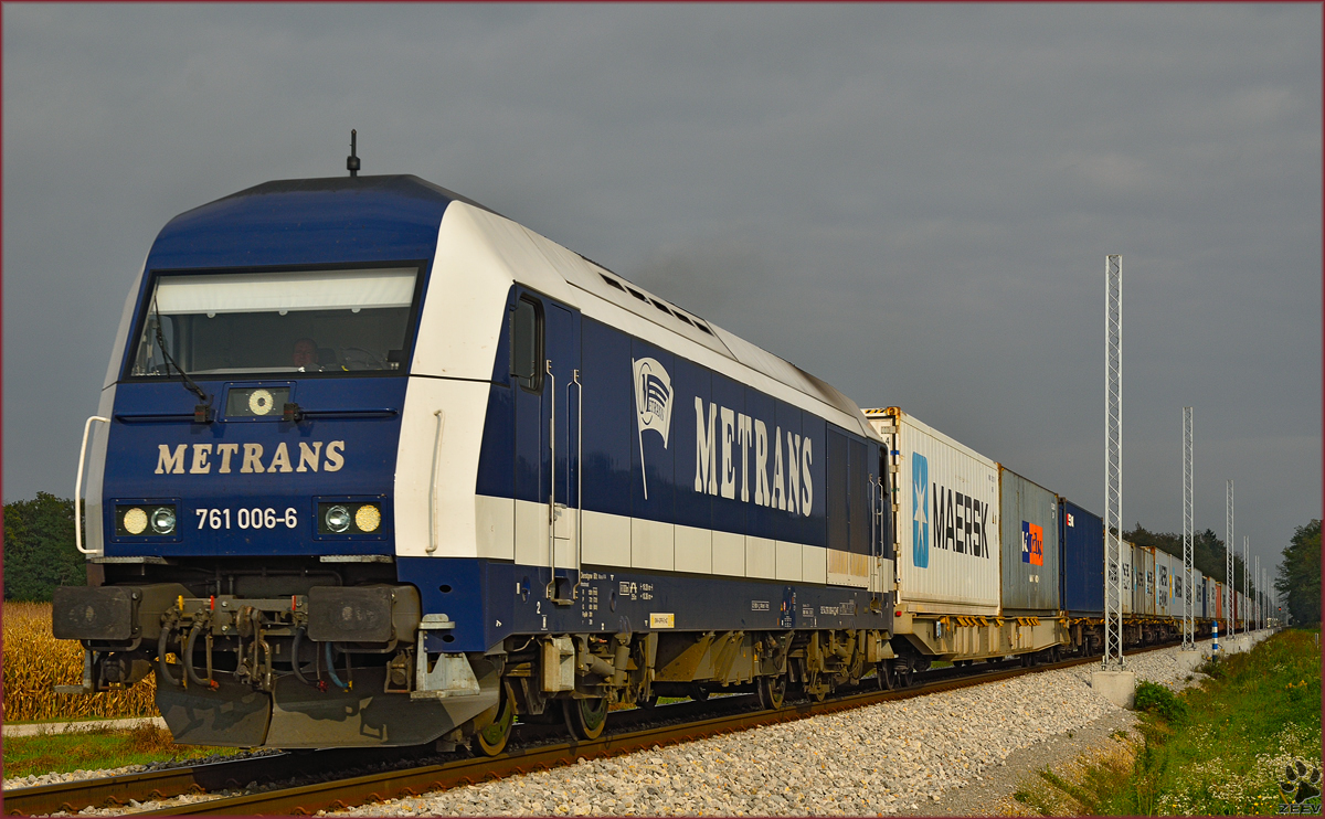 Diesel loc 761 006 pull container train through Cirkovce-Polje on the way to Koper port. 2.10.2014