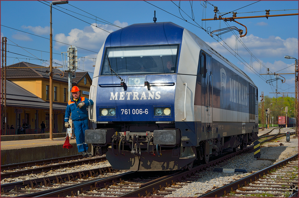 Diesel loc METRANS 761 006 is doing some maneuvers on Pragersko station. /28.3.2014