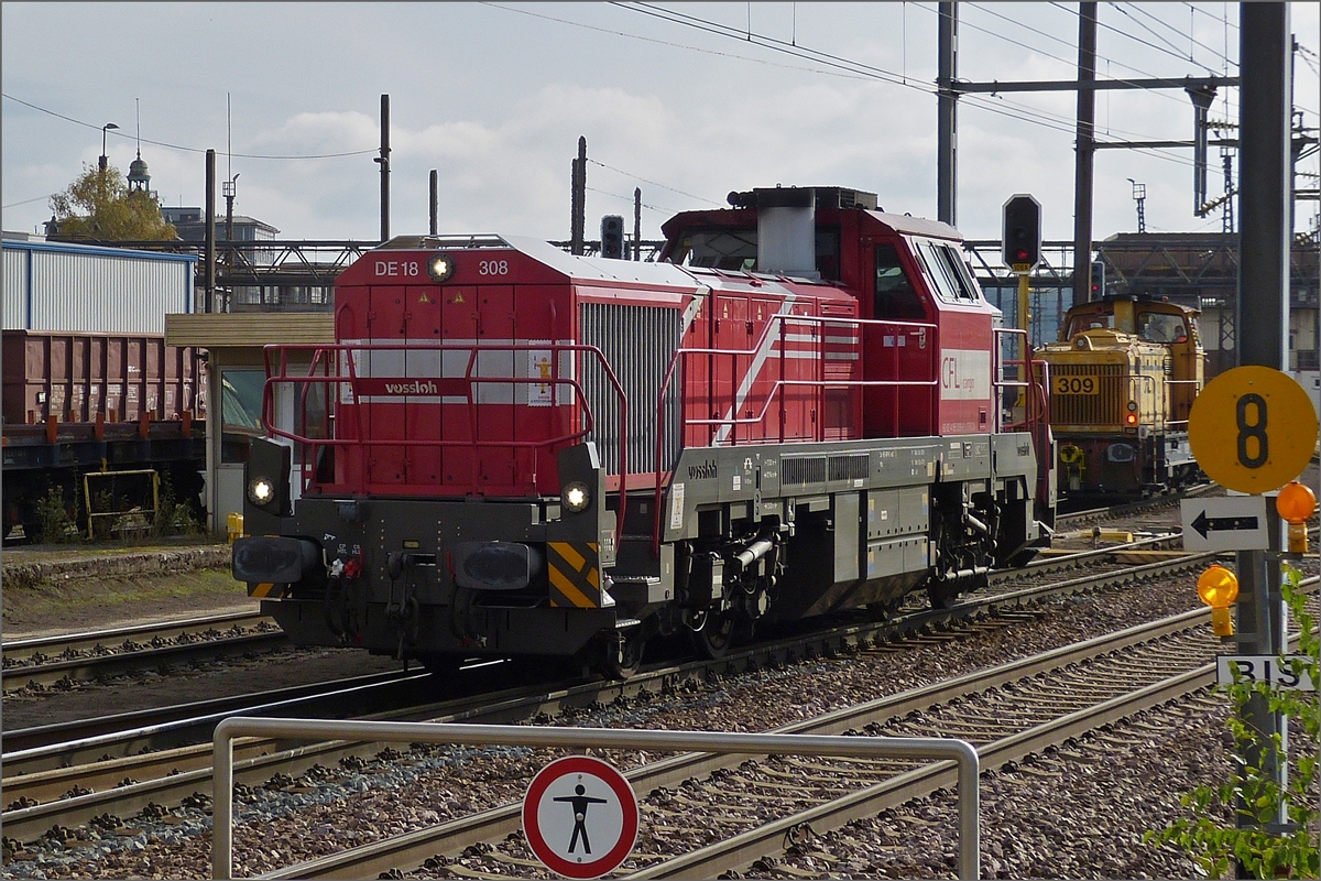 Dieselloc DE 18-308 in Belval Université. 10.2020