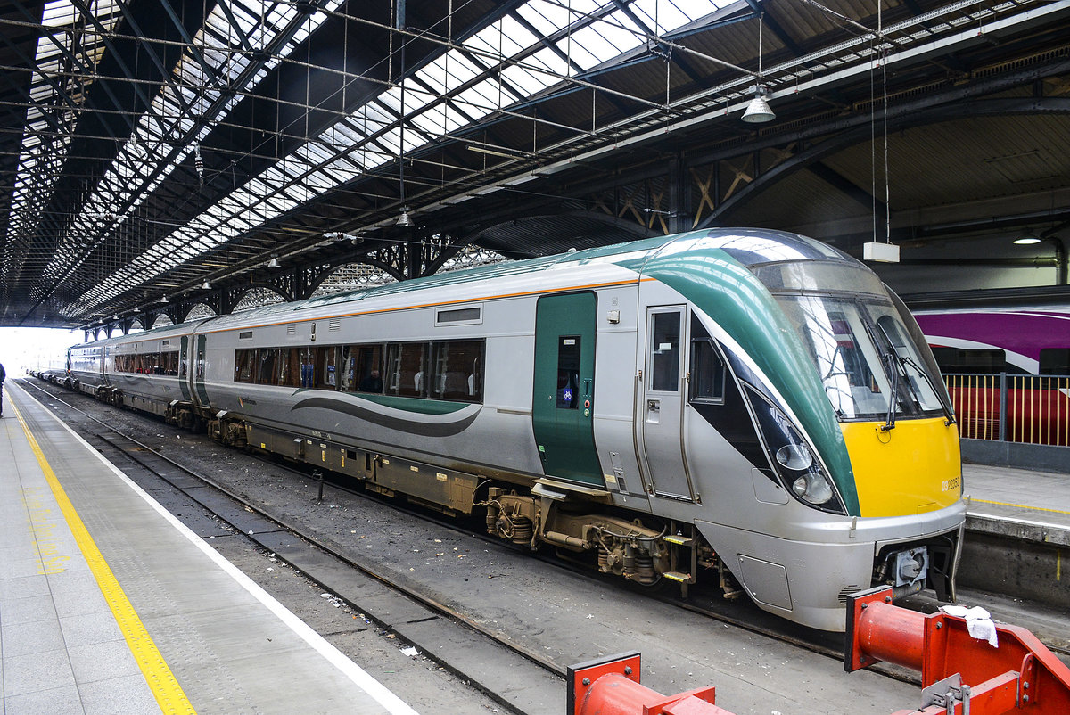 Dublin Area Rapid Transit (DART) diesel multiple unit 22260 at Connolly Station in central Dublin. Date: 11 May 2018.