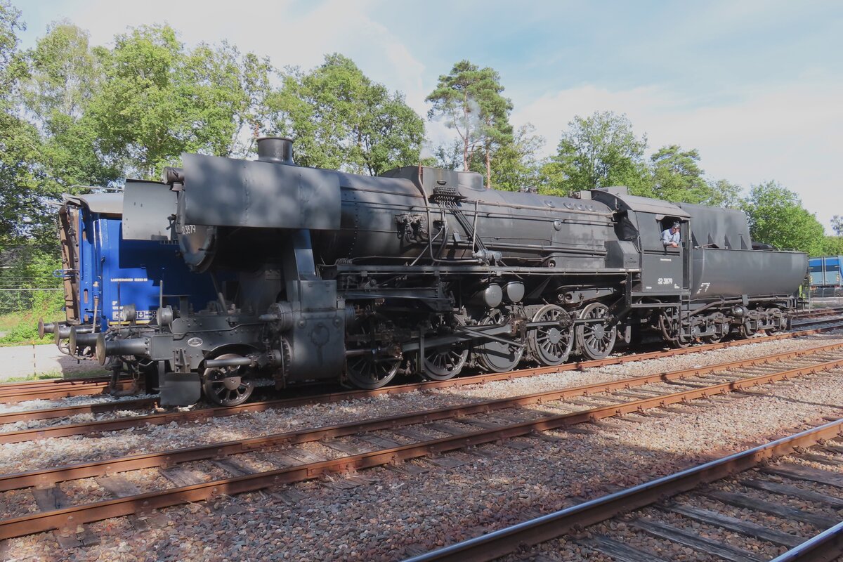 During Terug-naar-Toen 2023 VSM's 52 3879 runs light at Loenen on 3 September 2023.