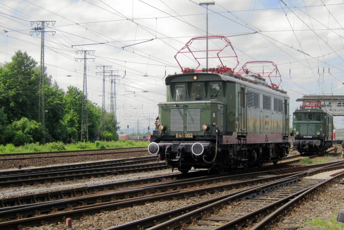 E44 002 takes part in a loco parade at Koblenz-Lützel on 2 June 2012.