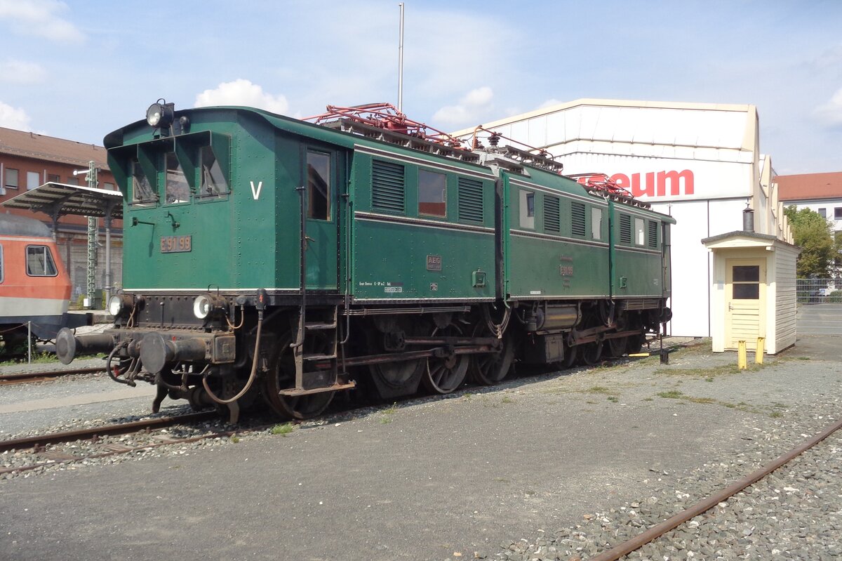 E91-99 has found a resting place at the DB-Museum in NÜrnberg and was seen on 6 September 2018.