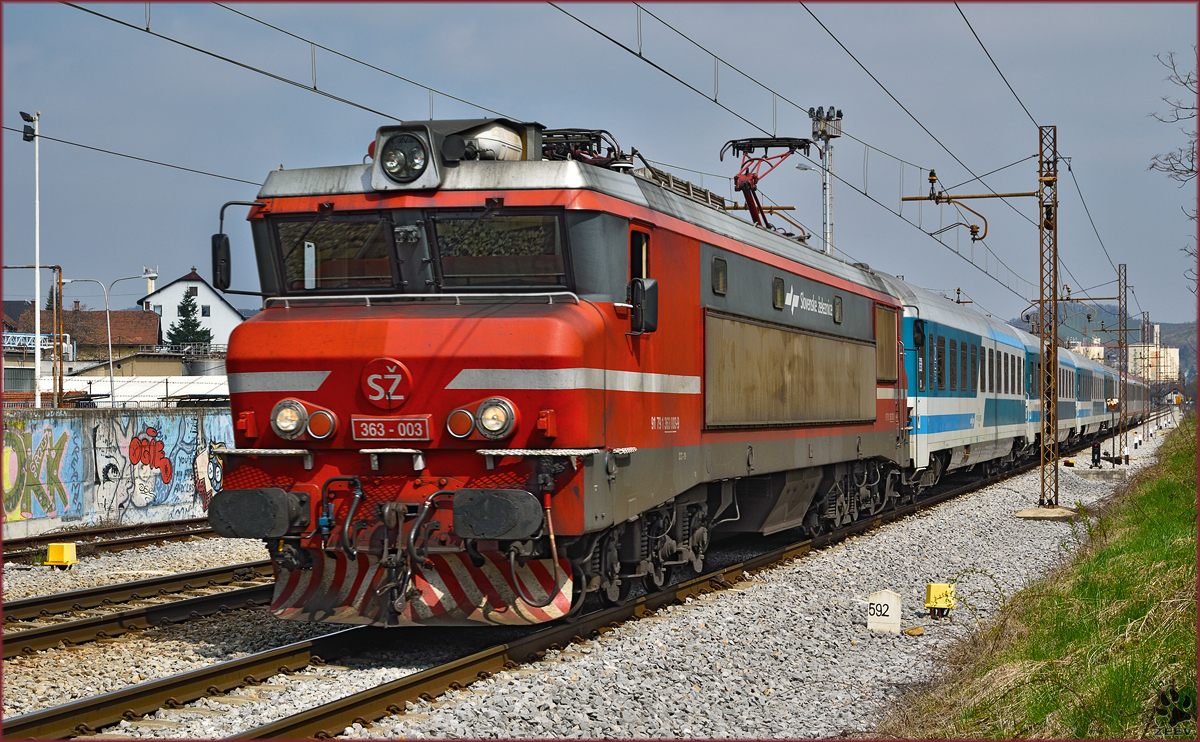 Electric loc 363-003 pull EC151 'Emona' through Maribor-Tabor on the way to Ljubljana. /9.4.2015