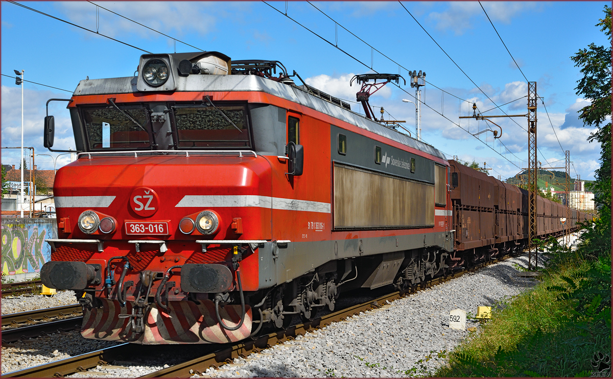 Electric loc 363-016 pull ore train through Maribor-Tabor on the way Koper port. /23.9.2014