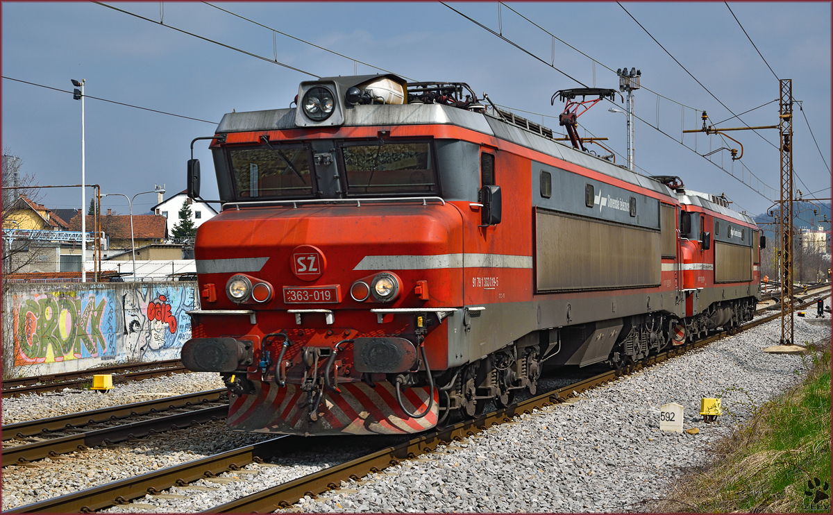 Electric loc 363-019 run through Maribor-Tabor on the way to Tezno yard. /9.4.2015