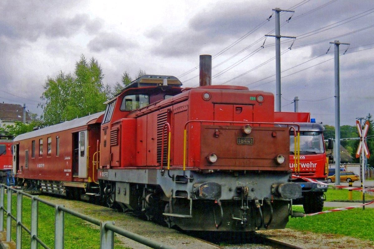 Engineering train with 18441 stands in the SBB works in Bienne on an exhibition for 150 years of the Arc Jurassiénne.