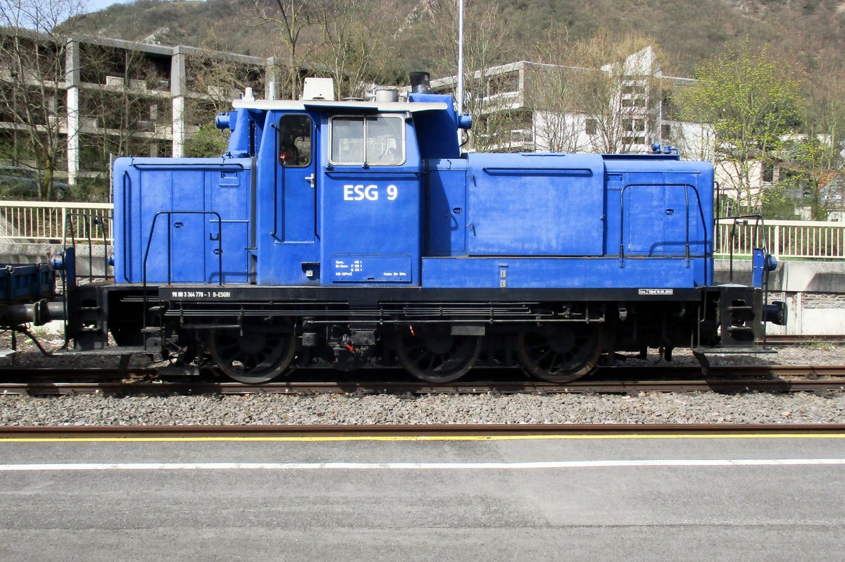 ESG-9 (former 364 770) stands in Bad Münster am Stein on 29 March 2017.