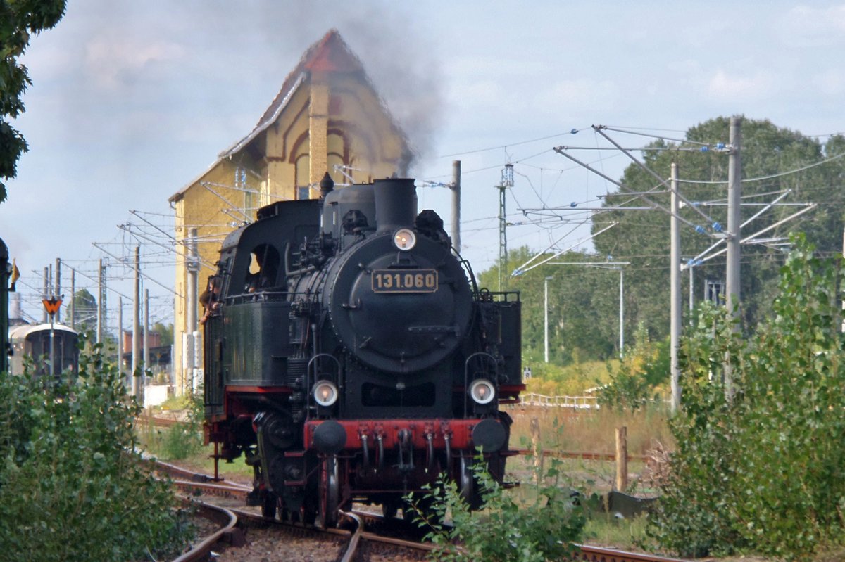 Ex-CFR 131 060 runs round at Berlin-Schöneweide on 18 September 2016.