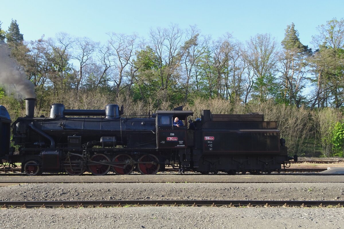 Ex-CSD 434 2186 stands in Luzna u Rakovnika on 10 May 2024 in preparation for the annual Steam Weekend of the railway museum.