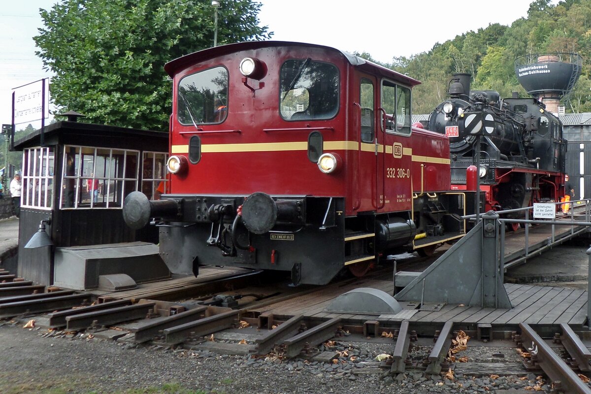Ex-DB 332 306 stands at the turn table in the DGEG-Museum at Bochum-Dahlhausen on 17 September 2016.
