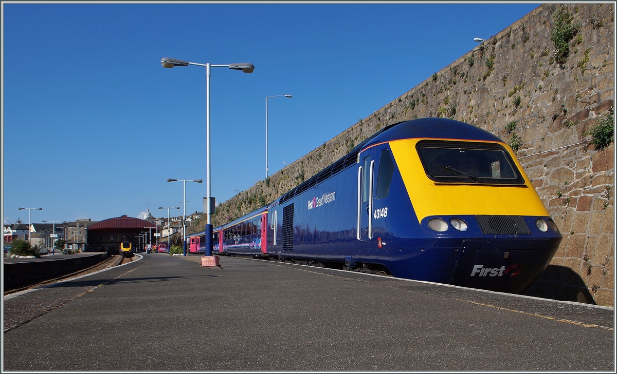 First Great Western Class 43 HST 125 in Penzance. 
21.05.2014