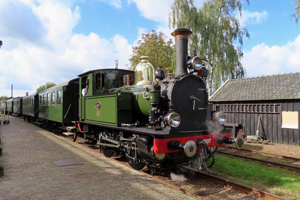 Former NS 8107 stands at Haaksbergen with a steam shuttle to Boekelo with the MBS on 14 October 2023.